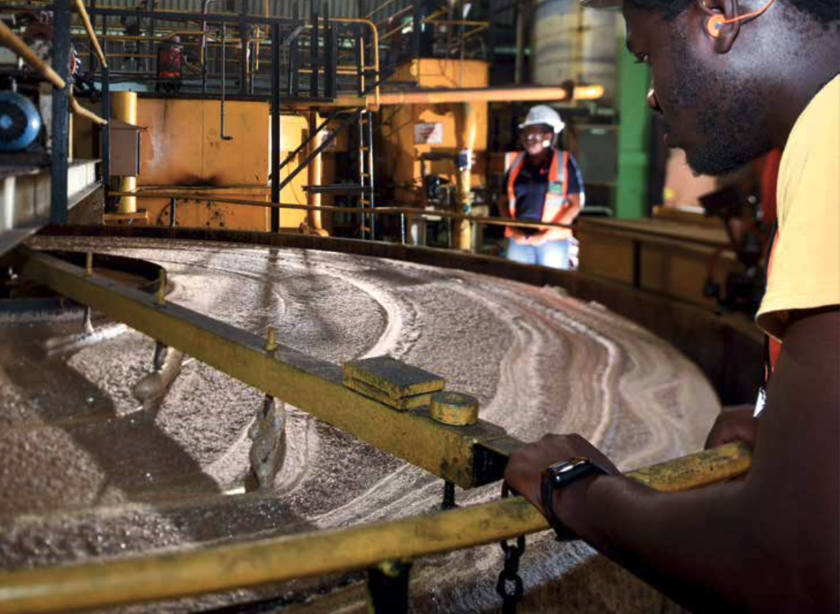 facctory-worker-banner